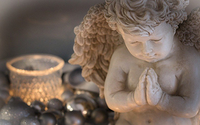 Silent Mind, Holy Mind: A Buddhist Perspective on Christmas.